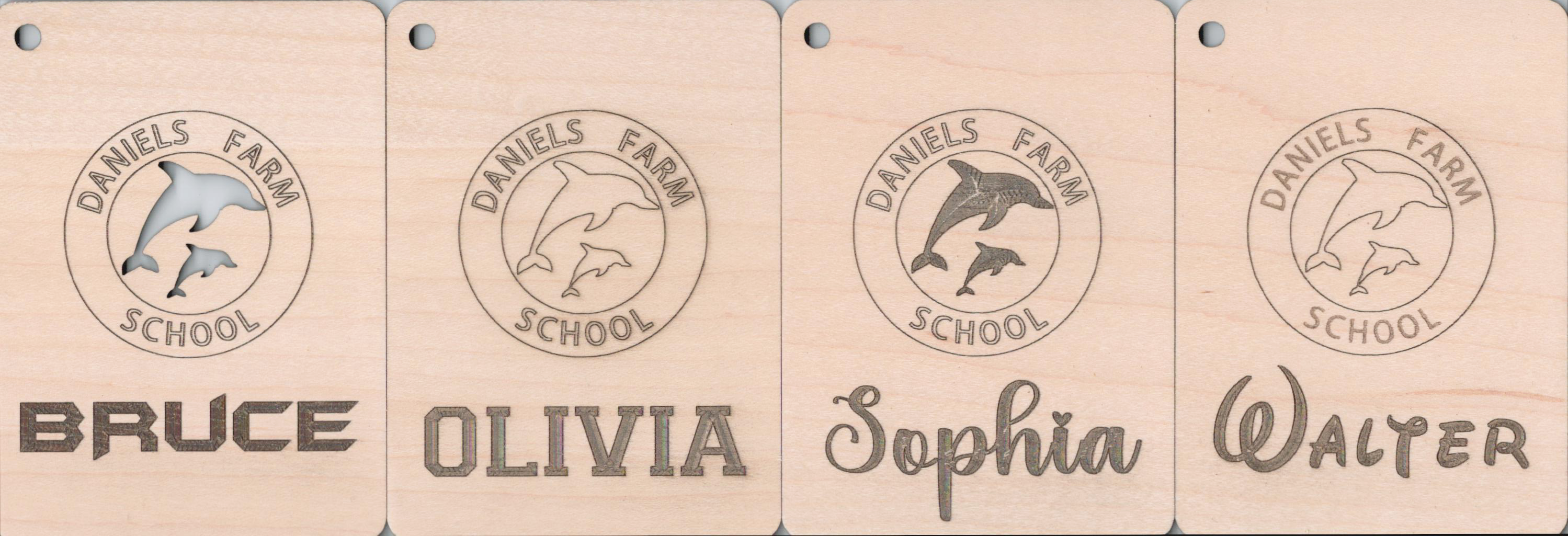 Daniels Farm Maple Bag Tags